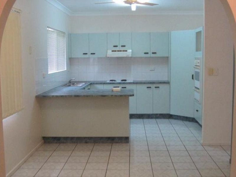 108 Kern Brothers Drive, Kirwan QLD 4817