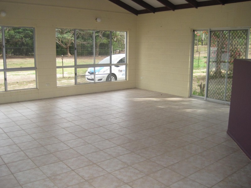 370 Forestry Road, Bluewater QLD 4818