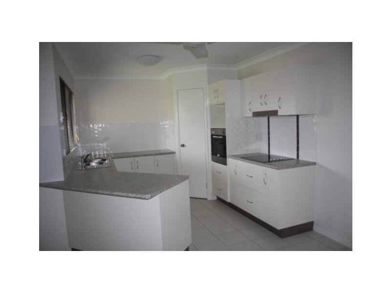 92 Summerland Drive, Deeragun QLD 4818