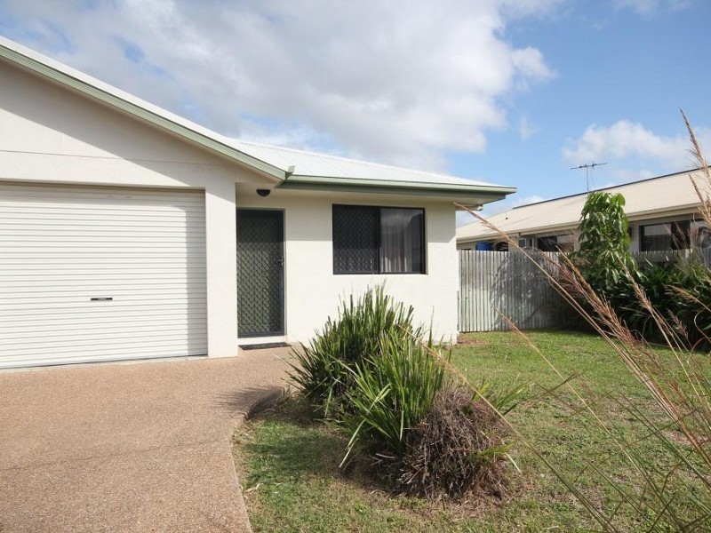 2/7 Crista Court, Kelso QLD 4815
