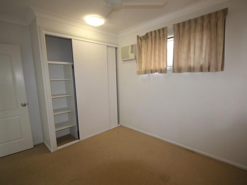 2/7 Crista Court, Kelso QLD 4815