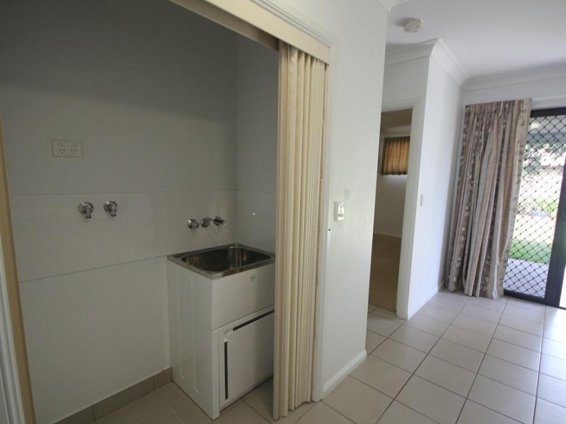 2/7 Crista Court, Kelso QLD 4815