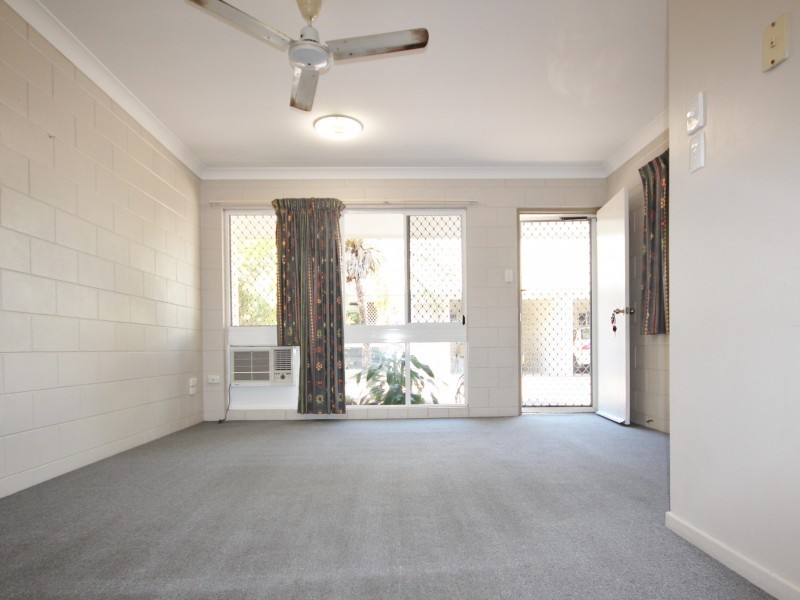 West End QLD 4810