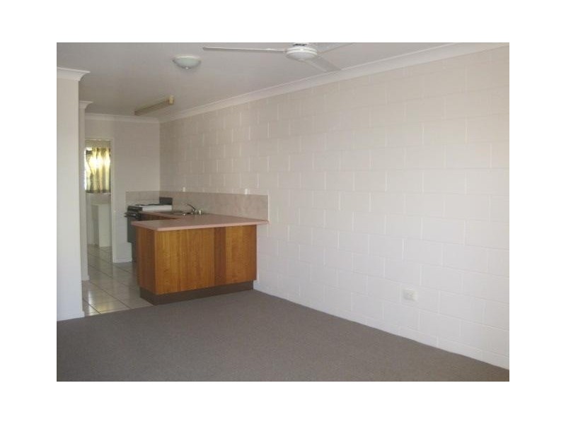 West End QLD 4810