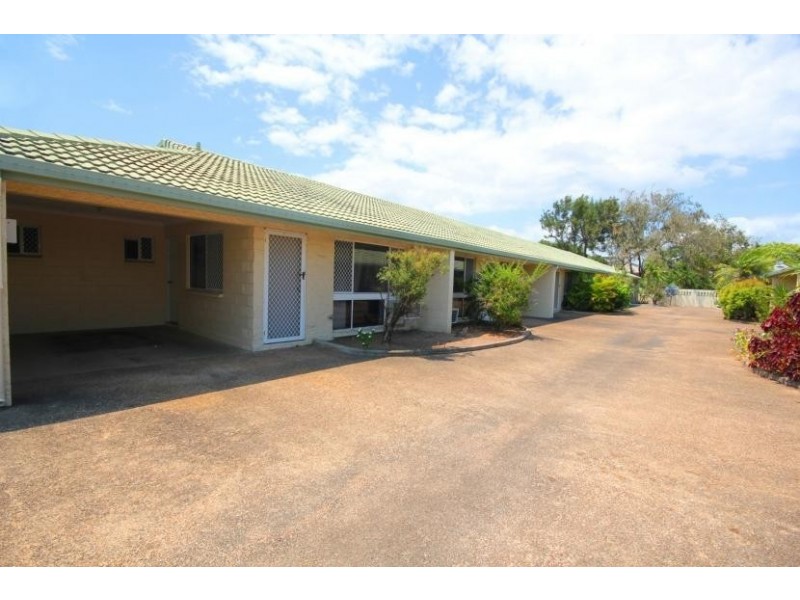 West End QLD 4810