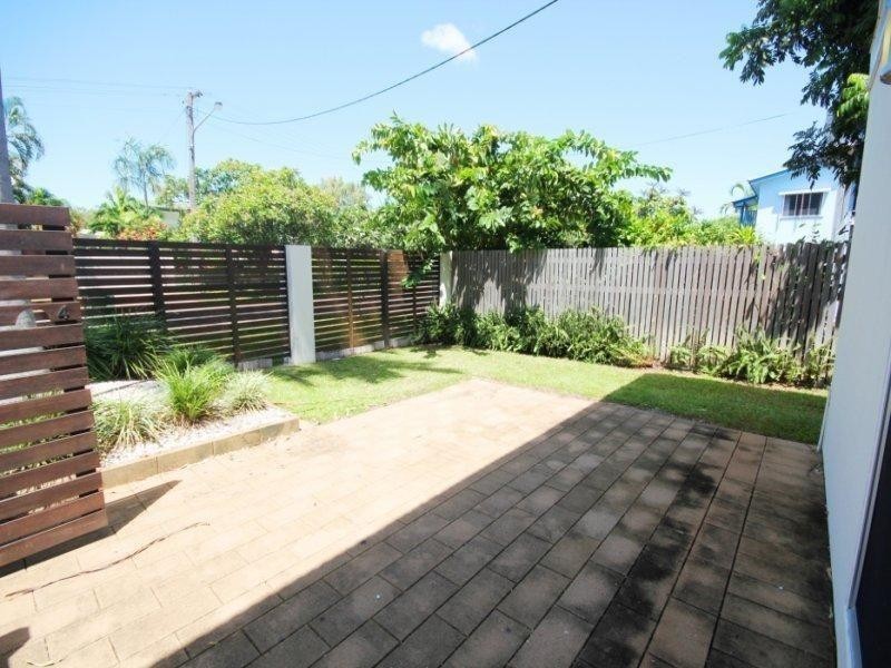 4/3 Falcon Street, Rowes Bay QLD 4810