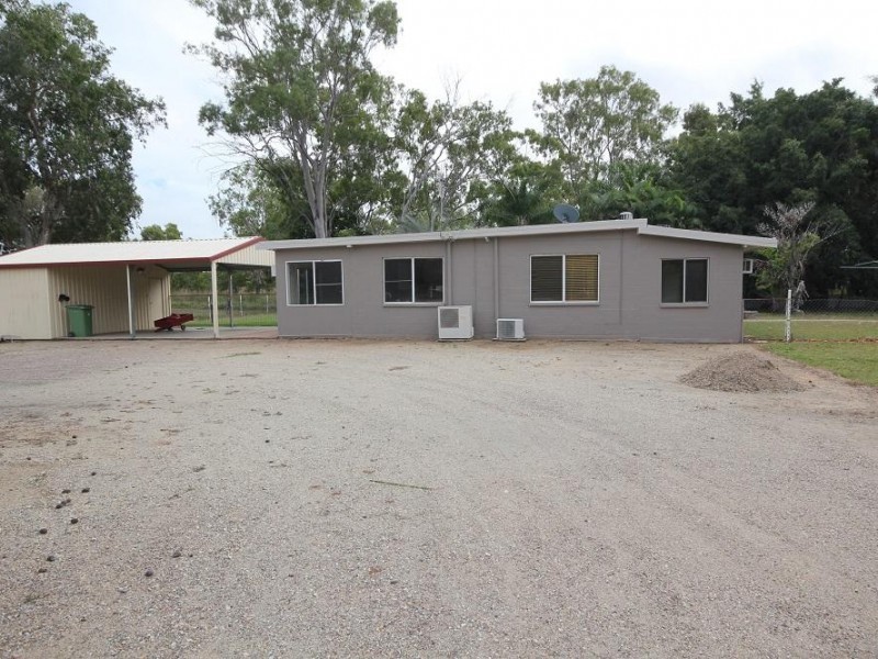 464 Cape Cleveland Road, Cape Cleveland QLD 4810