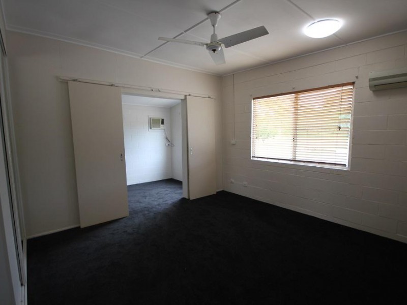 464 Cape Cleveland Road, Cape Cleveland QLD 4810