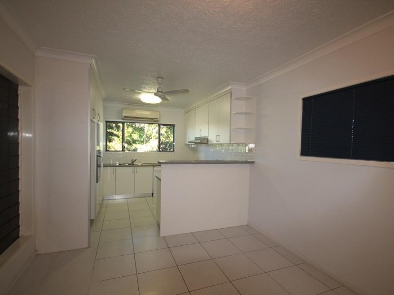 1/8 Regent Street, Hyde Park QLD 4812