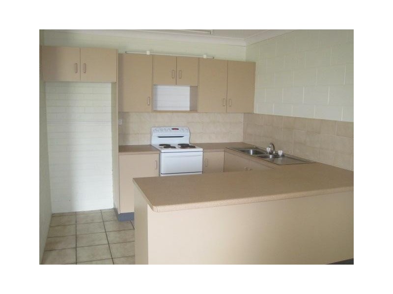 West End QLD 4810