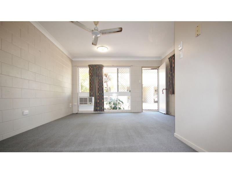 West End QLD 4810