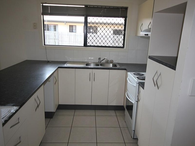 32 Summerland Drive, Deeragun QLD 4818