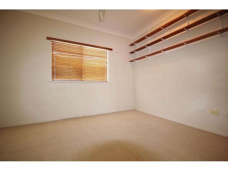 West End QLD 4810