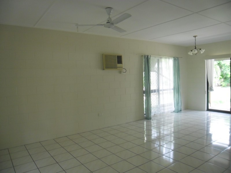 114 Marina Drive, Bushland Beach QLD 4818