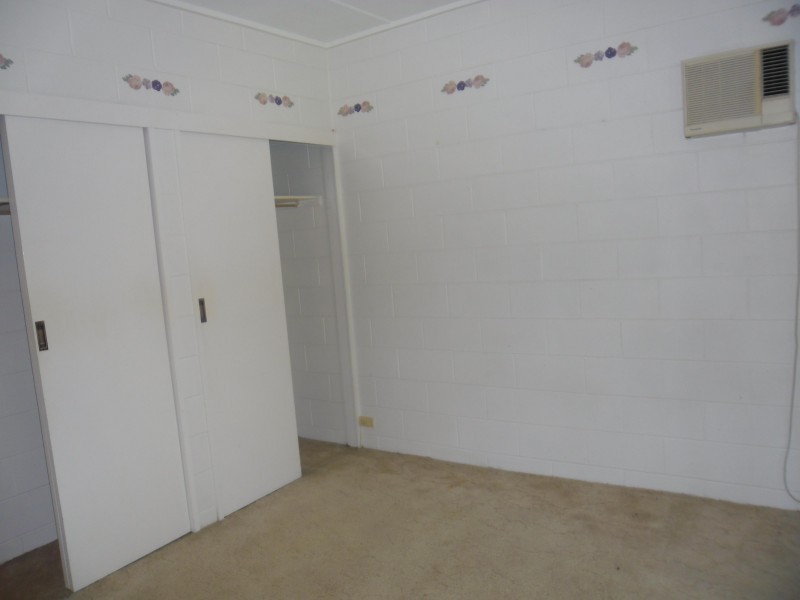 114 Marina Drive, Bushland Beach QLD 4818