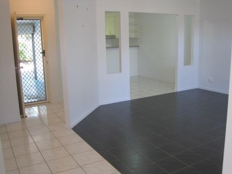 5/8 Regent Street, Hyde Park QLD 4812