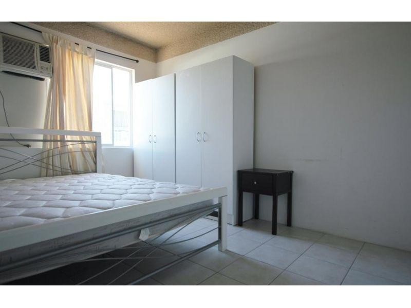 2/157 Mitchell Street, North Ward QLD 4810