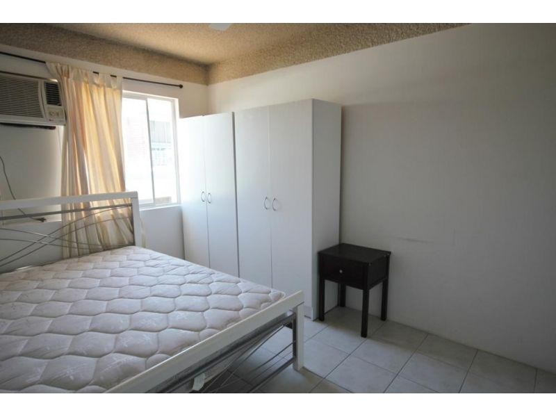 2/157 Mitchell Street, North Ward QLD 4810