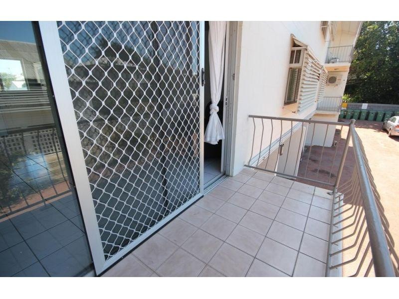 2/157 Mitchell Street, North Ward QLD 4810