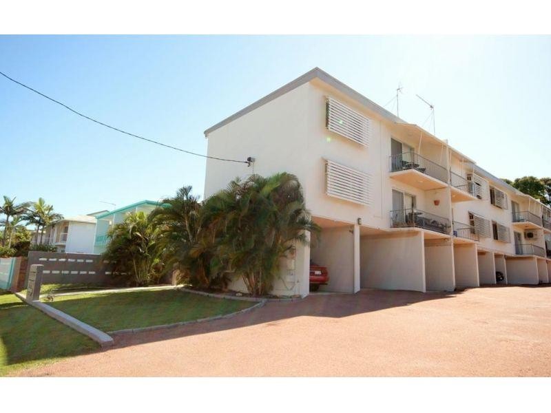 2/157 Mitchell Street, North Ward QLD 4810