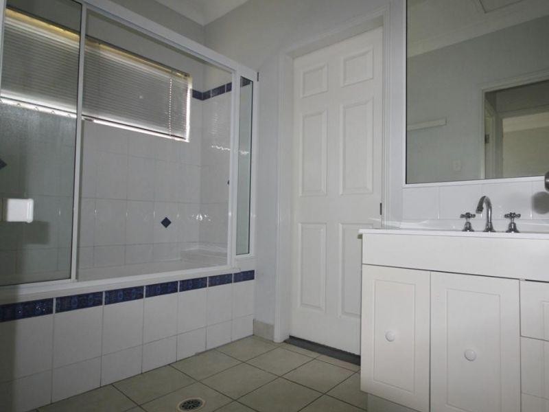 3 Cardno Court, Kelso QLD 4815