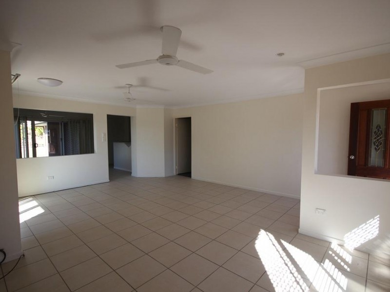 16 Riverbend Drive, Douglas QLD 4814