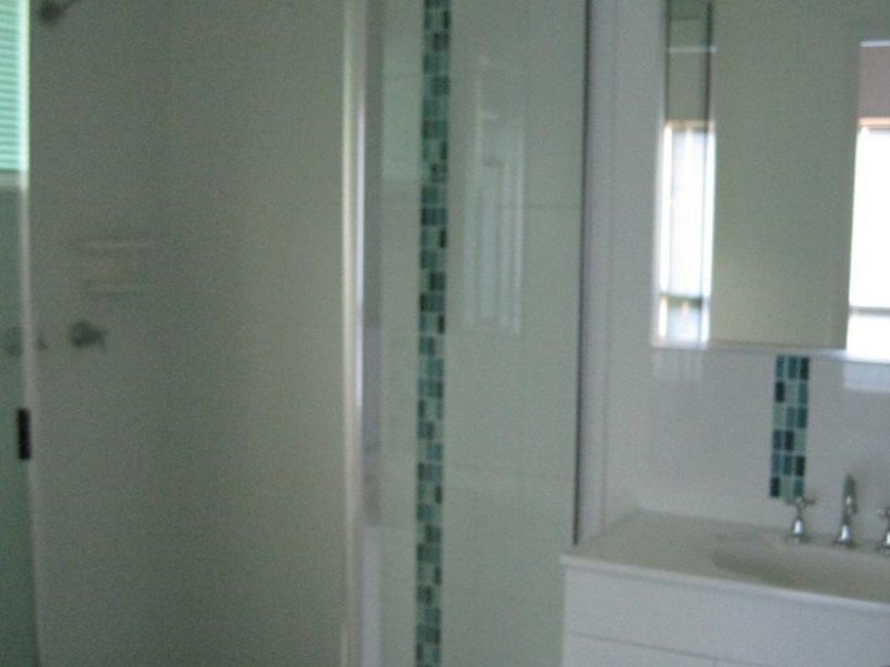 1 Daintree Drive, Bushland Beach QLD 4818