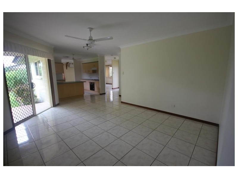 16 Mendi Drive, Bushland Beach QLD 4818