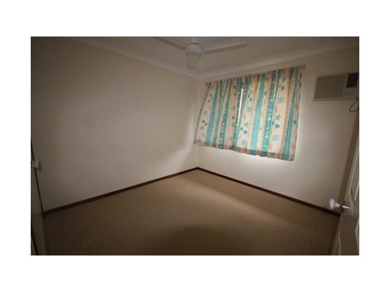 16 Mendi Drive, Bushland Beach QLD 4818