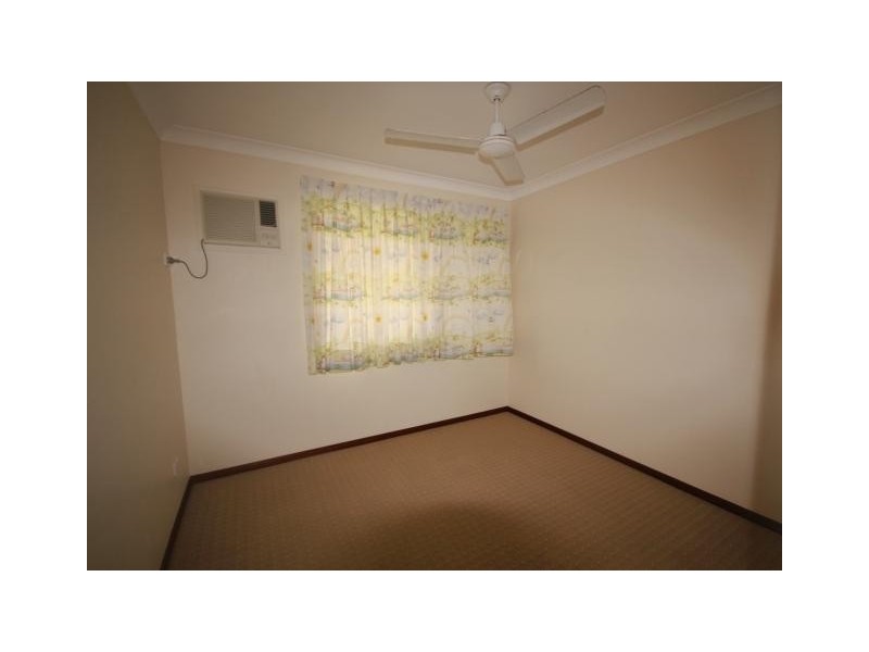 16 Mendi Drive, Bushland Beach QLD 4818