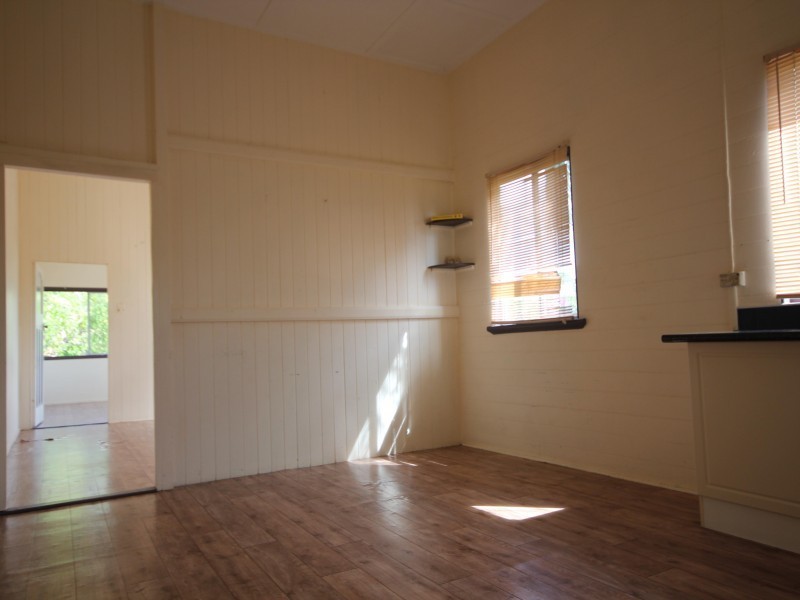 Railway Estate QLD 4810