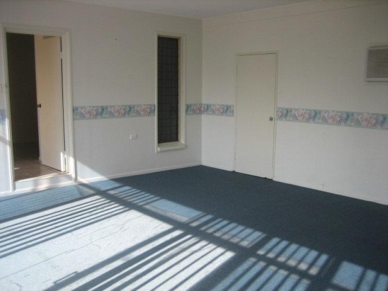 33 Beau Park Drive, Burdell QLD 4818