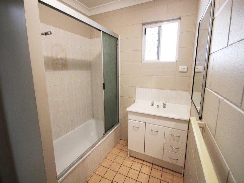 1/18-20 Crauford Street, West End QLD 4810