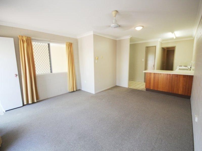 1/18-20 Crauford Street, West End QLD 4810