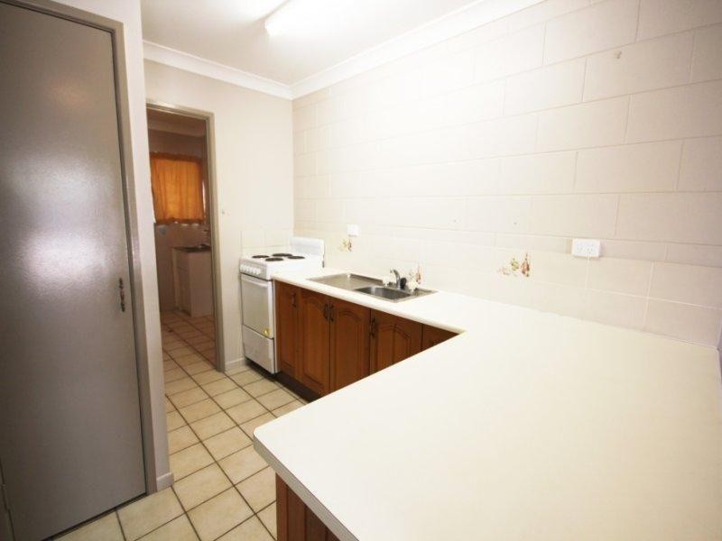 1/18-20 Crauford Street, West End QLD 4810