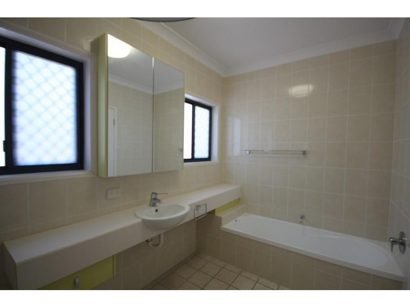 1 Burford Court, Kirwan QLD 4817