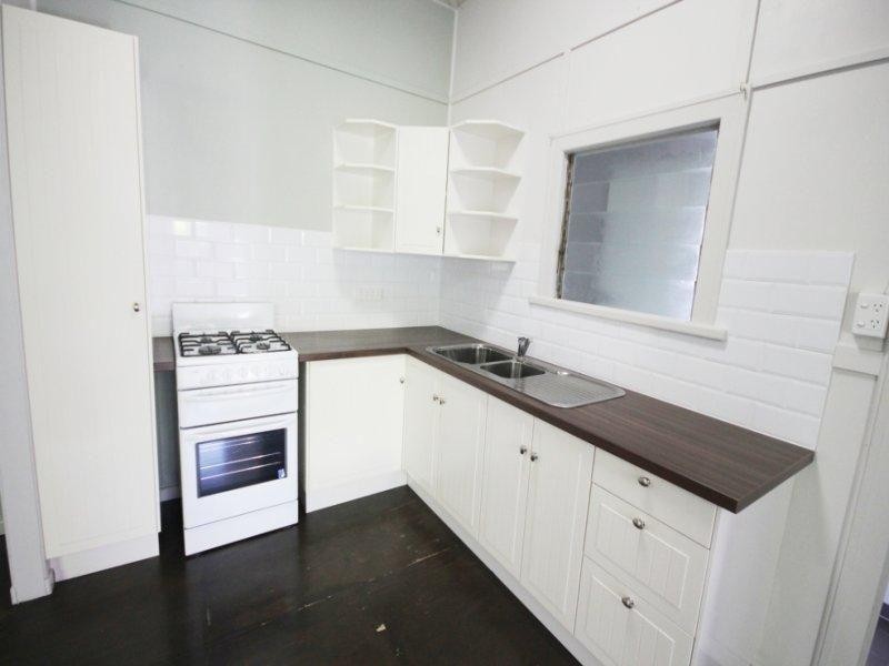 2/31 Bell Street, South Townsville QLD 4810