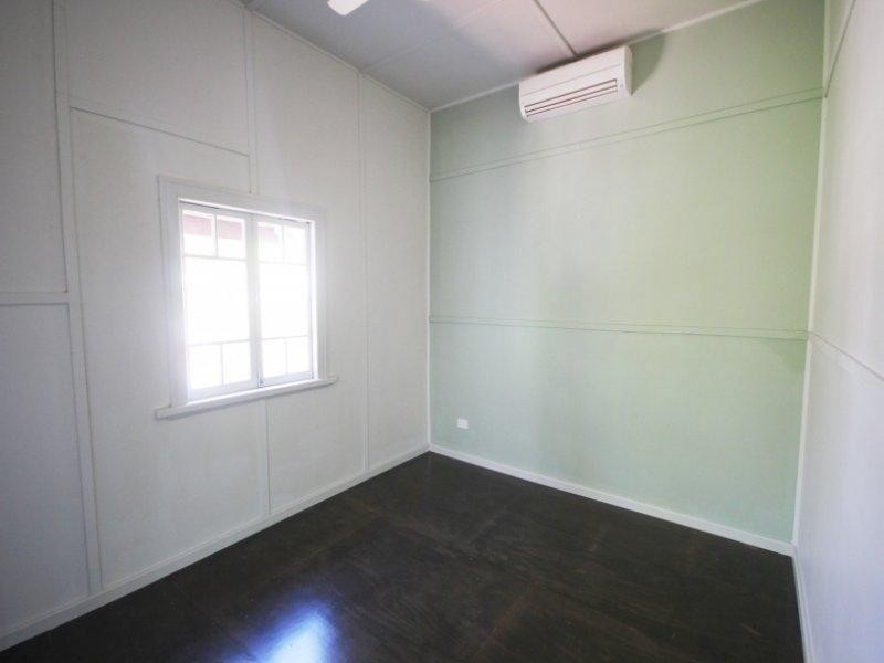 2/31 Bell Street, South Townsville QLD 4810