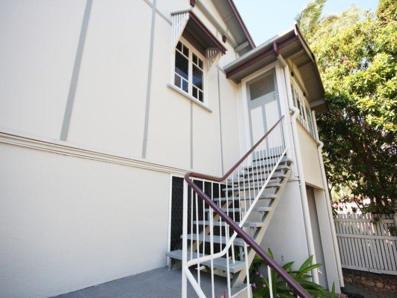 2/31 Bell Street, South Townsville QLD 4810