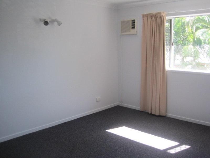 3/8 Regent Street, Hyde Park QLD 4812