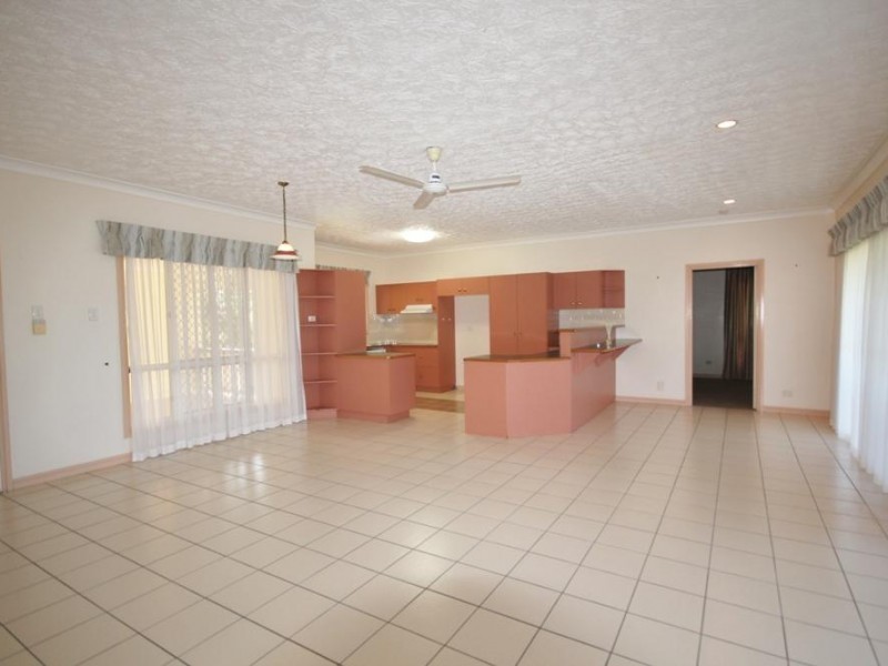 Mount Louisa QLD 4814