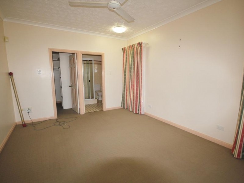 Mount Louisa QLD 4814