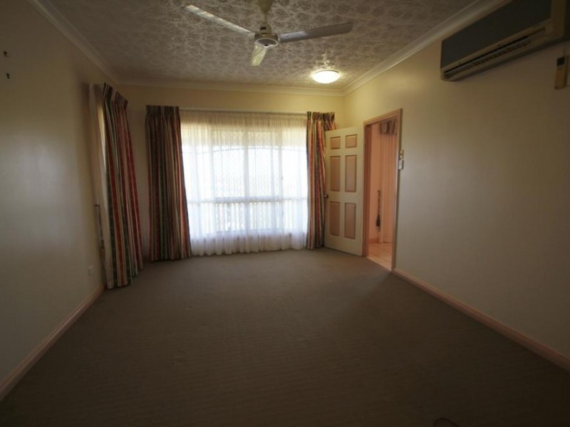 Mount Louisa QLD 4814