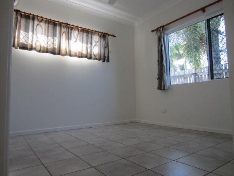 25 Colchester Crescent, Kirwan QLD 4817