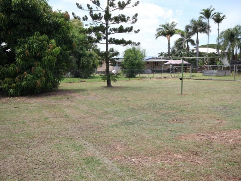 25 Edwards Street, West End QLD 4810