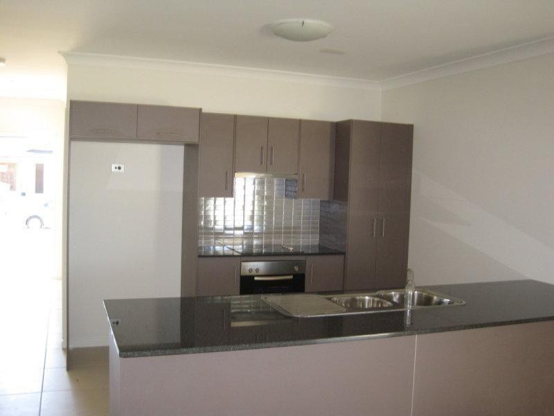 31 Currawinya Court, Bushland Beach QLD 4818