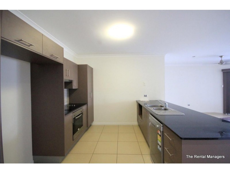 31 Currawinya Court, Bushland Beach QLD 4818