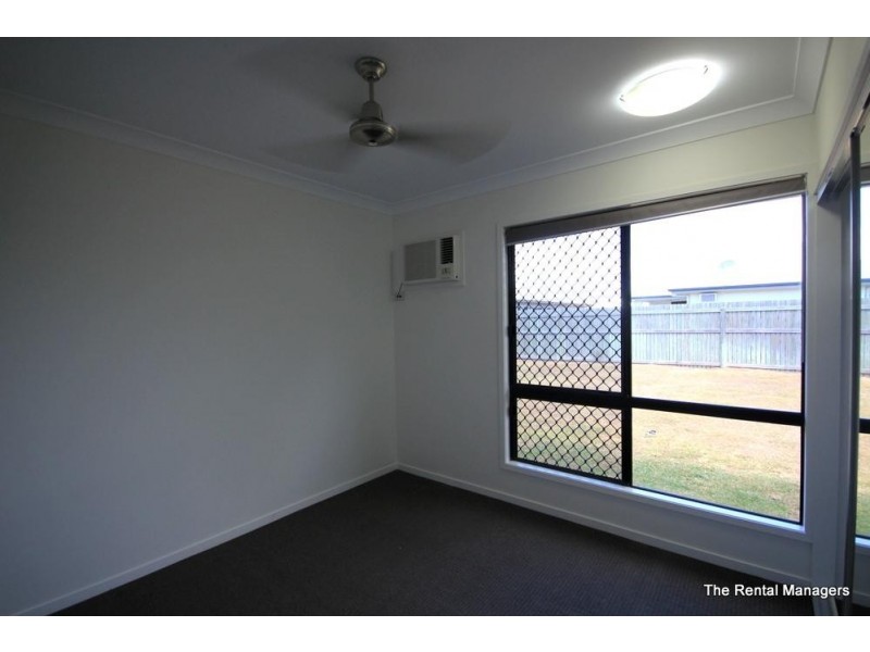 31 Currawinya Court, Bushland Beach QLD 4818