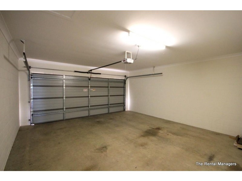 31 Currawinya Court, Bushland Beach QLD 4818