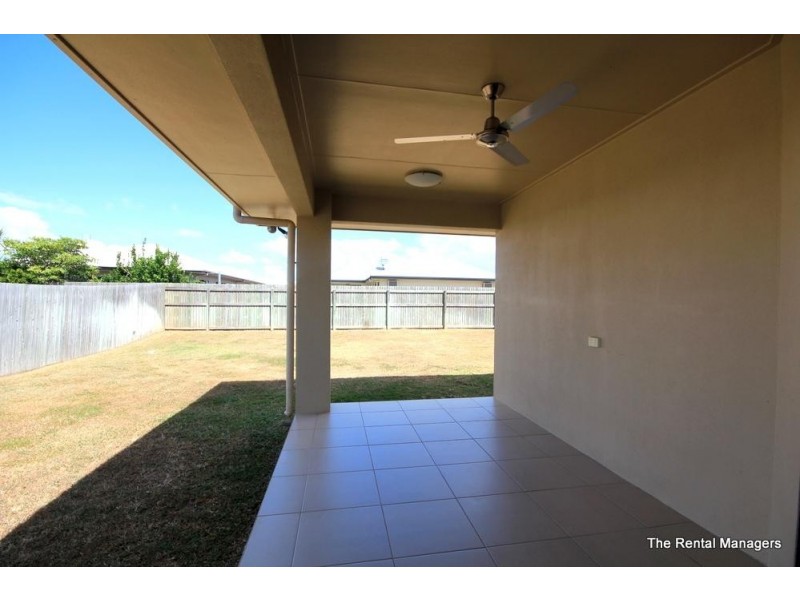 31 Currawinya Court, Bushland Beach QLD 4818